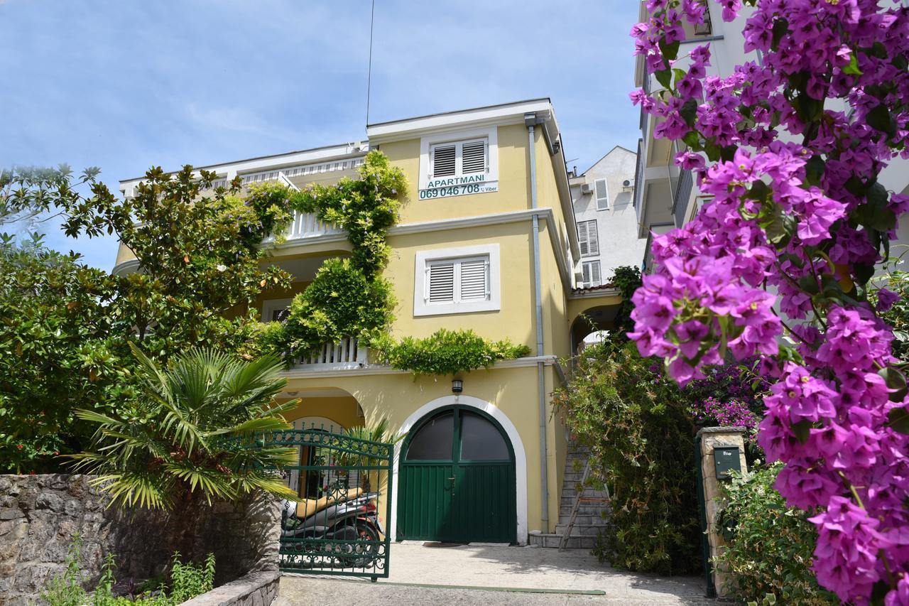 Huter Apartments Herceg Novi Esterno foto